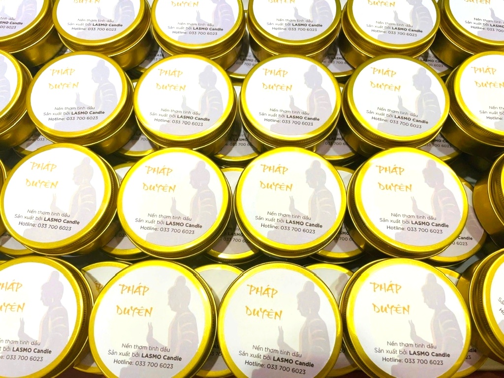 Nến thơm tinh dầu Pháp Duyên hũ vàng